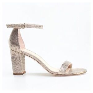 STUART WEITZMAN • Nearlynude Textured-Lamé Sandals In Oro